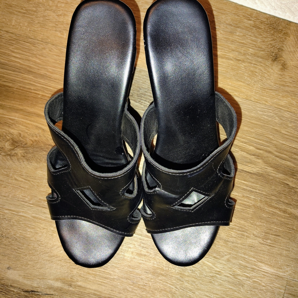 Elegant Black Women's Sandals
